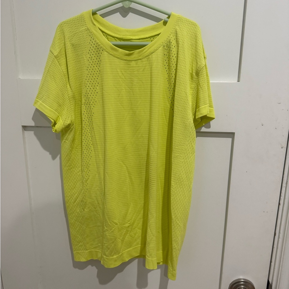 Women’s Lululemon Train to Be short neon yellow
